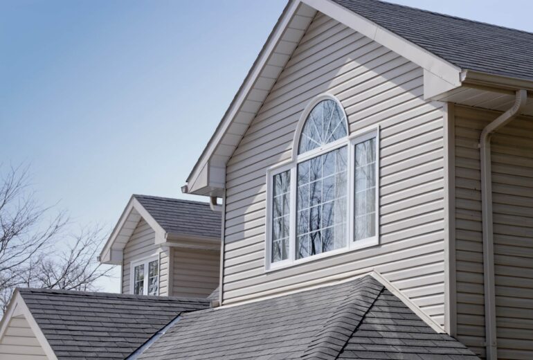 asphalt shingle roofing contractors